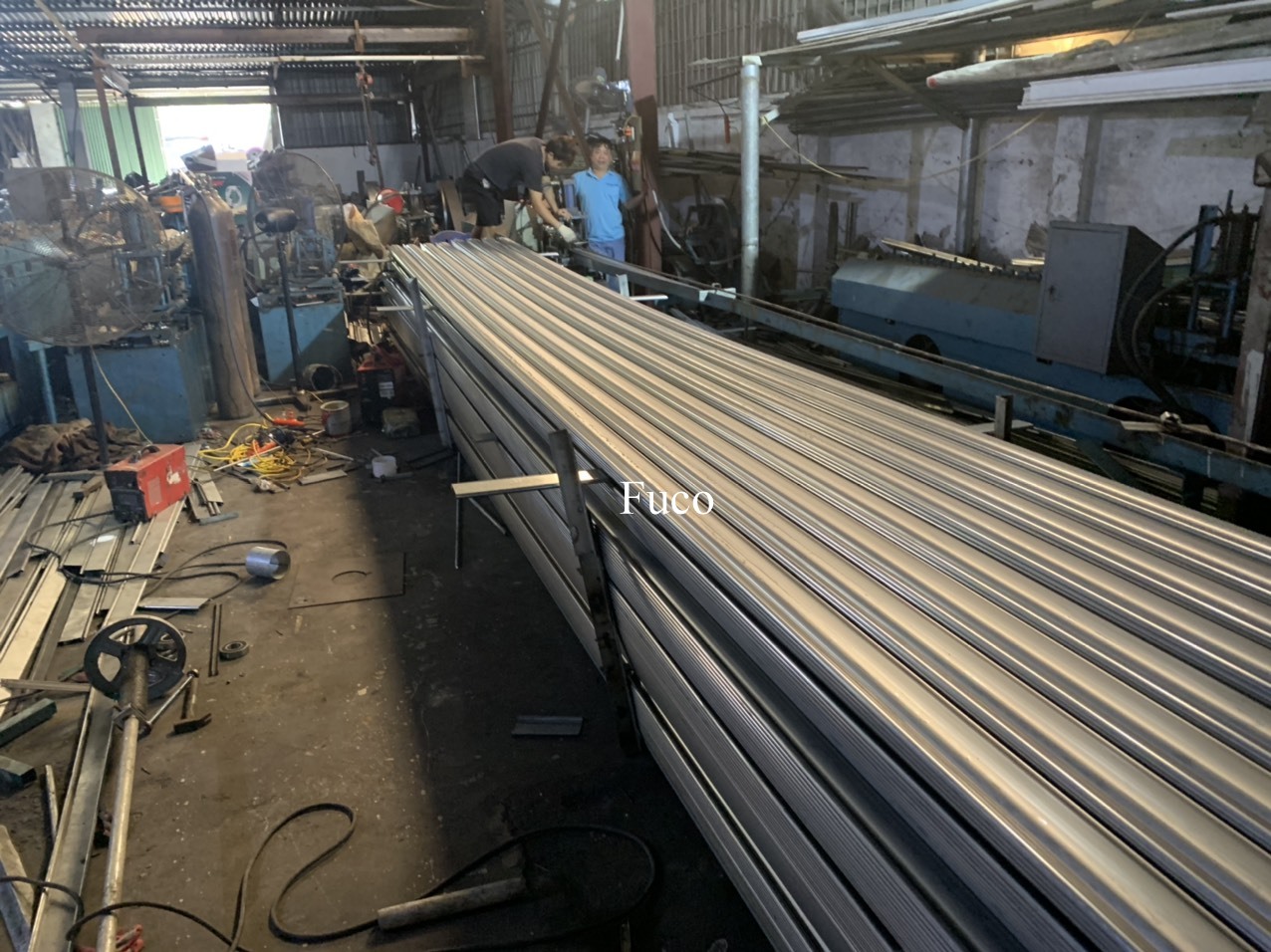 Cửa cuốn siêu trường giải pháp cho cửa kích thước lớn