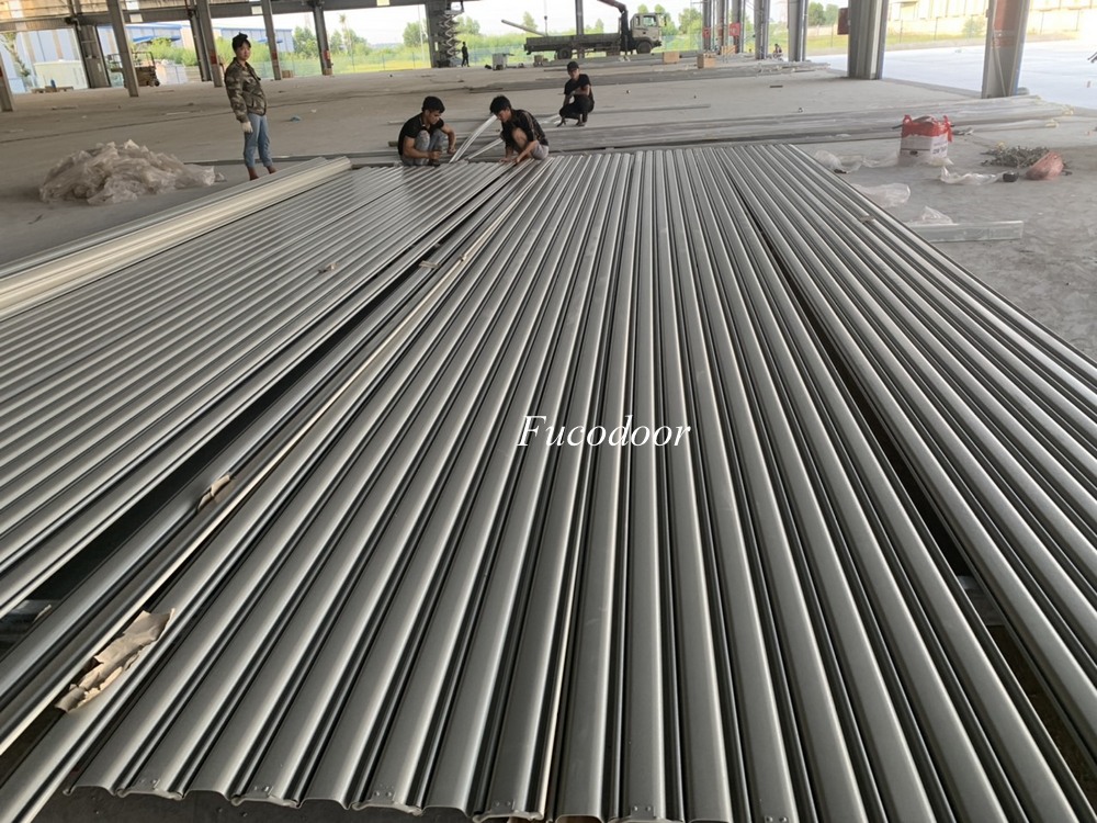 Cửa cuốn siêu trường giải pháp cho cửa kích thước lớn