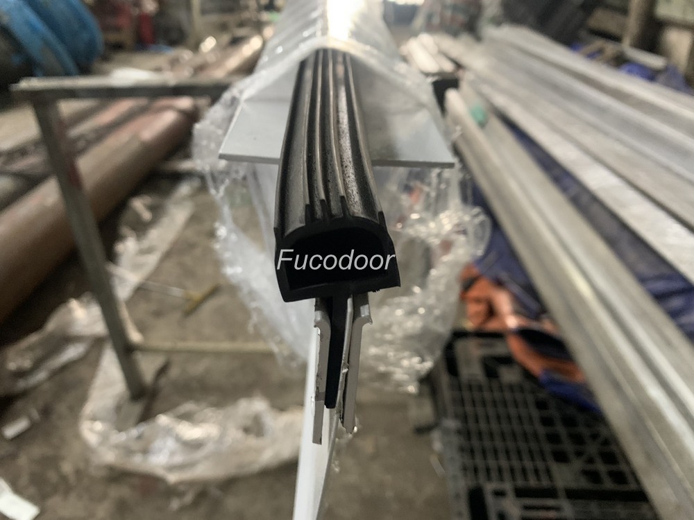 Cửa cuốn siêu trường giải pháp cho cửa kích thước lớn