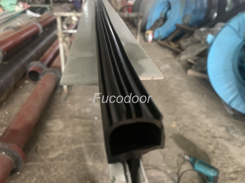Cửa cuốn siêu trường sơn tĩnh điện dầy 1.6ly