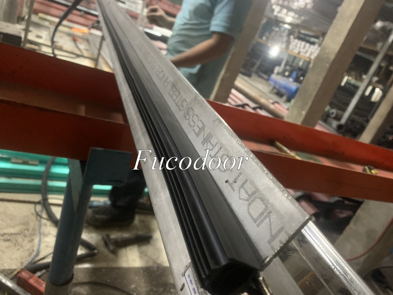 Cửa cuốn Đài Loan dầy 1.2mm