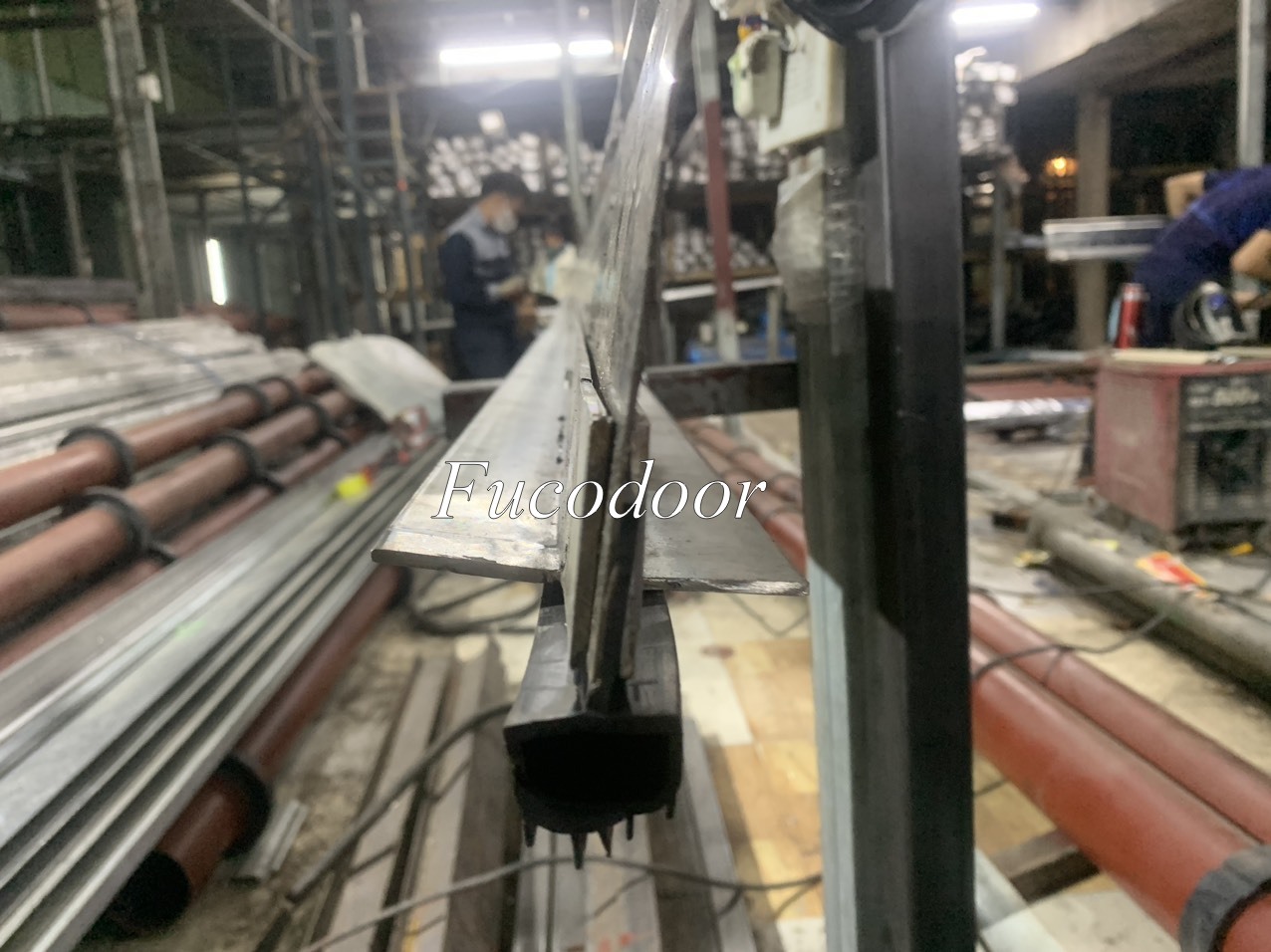 Cửa cuốn Đài Loan INOX dầy 0.6ly