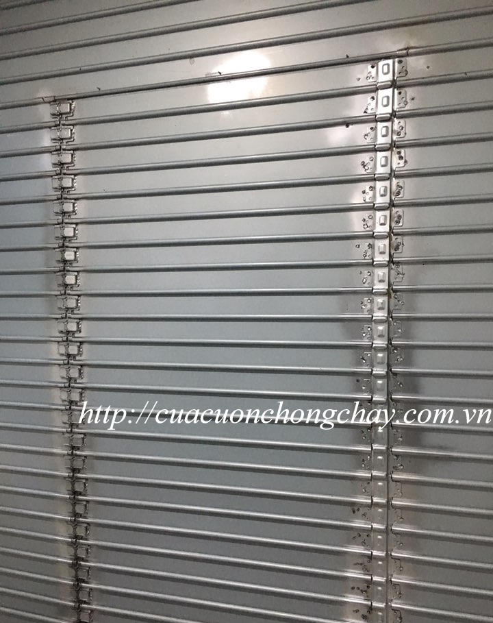 Rolling doors against fire, fire-fighting commercial centers