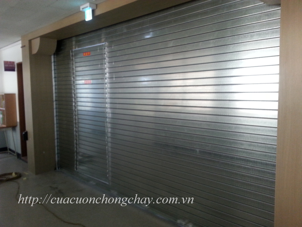 Cửa cuốn ngăn cháy, chống cháy trung tâm thương mại