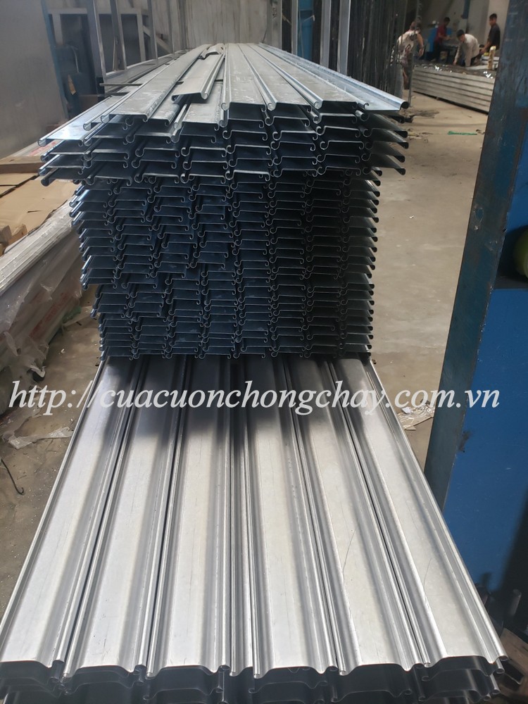 cửa cuốn siêu trường bản phẳng korea, hàn quốc độ dầy 1.4mm