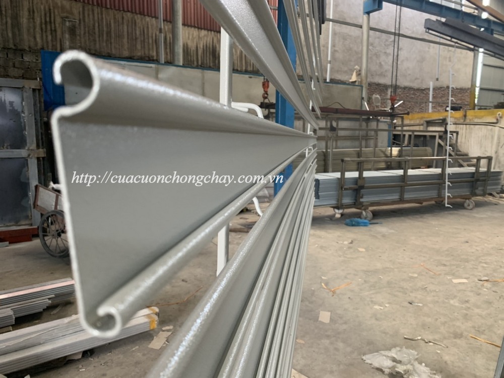 cửa cuốn siêu trường bản phẳng korea độ dầy 1.6mm