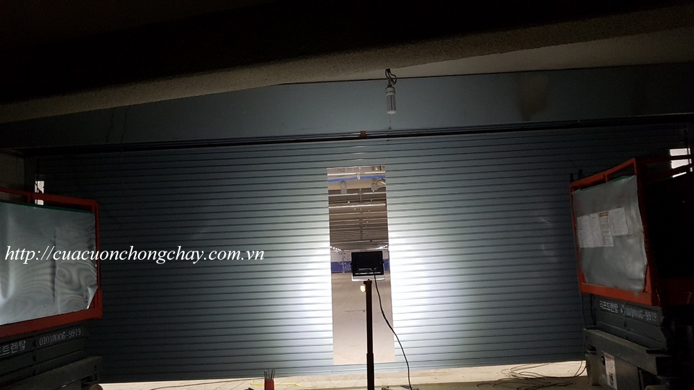 cắt cửa phụ, cửa cuốn chống cháy EGI thiết kế