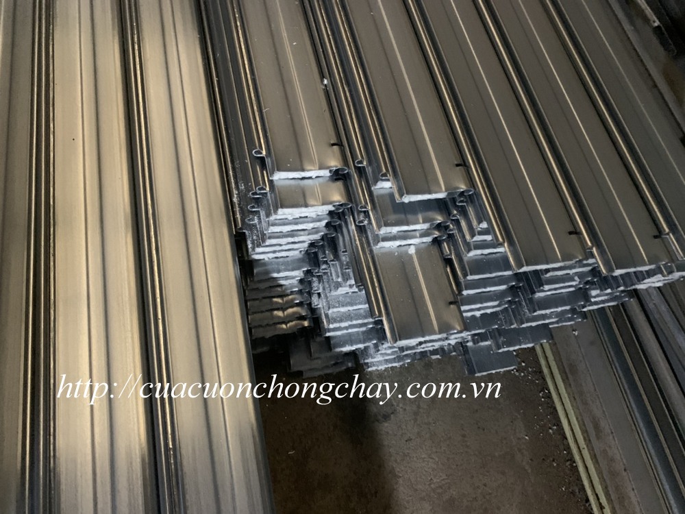 cửa cuốn ngăn cháy 2 lớp