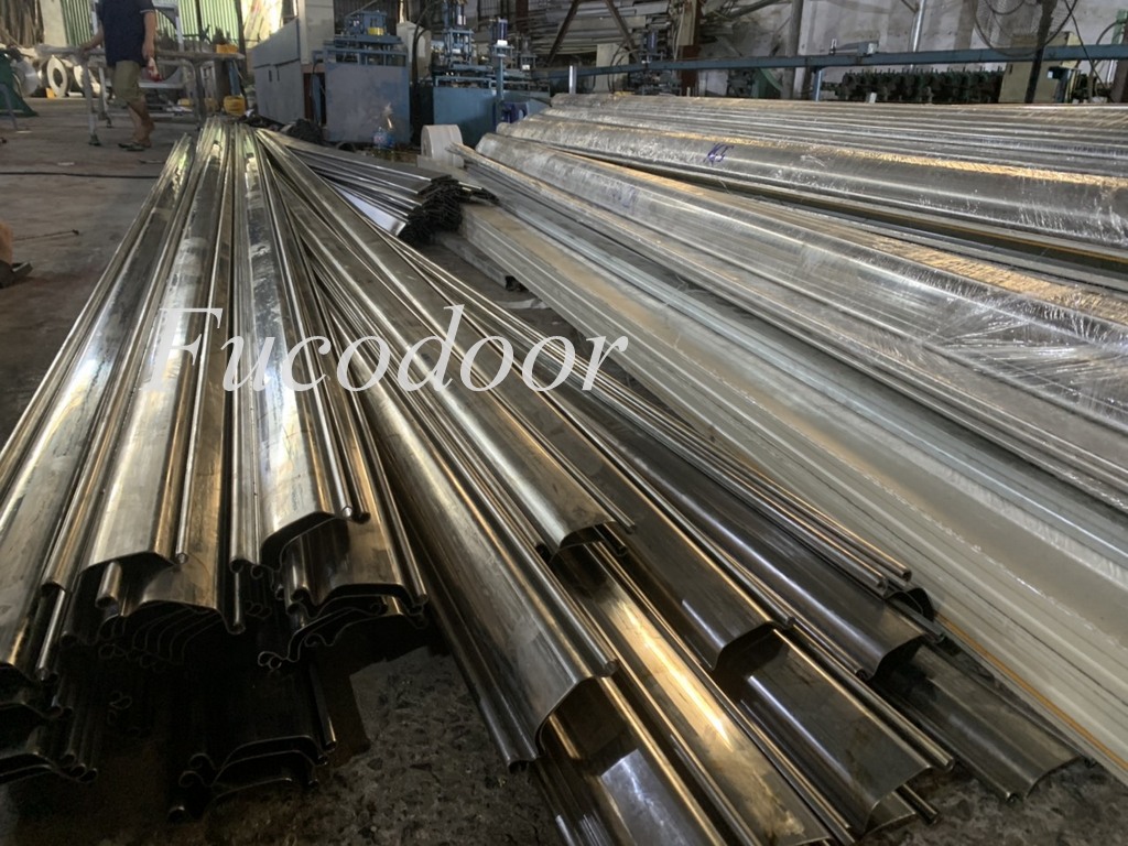 Cửa cuốn chống cháy 1 lớp INOX năm 2021