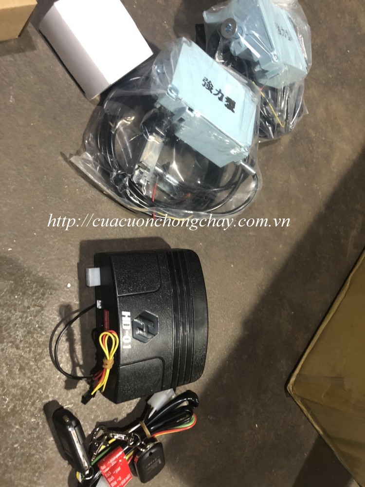 phụ kiện mô tơ cửa cuốn chống cháy rộng 12m, 2000kg