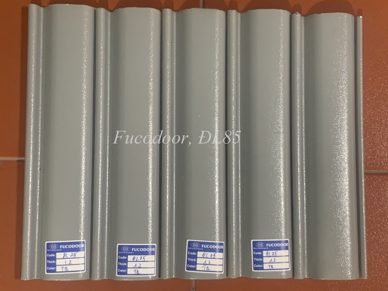 Cửa cuốn đài loan bản 7.5cm, dầy 1mm, sơn tĩnh điện, Ưu điểm của cửa cuốn Đài Loan
