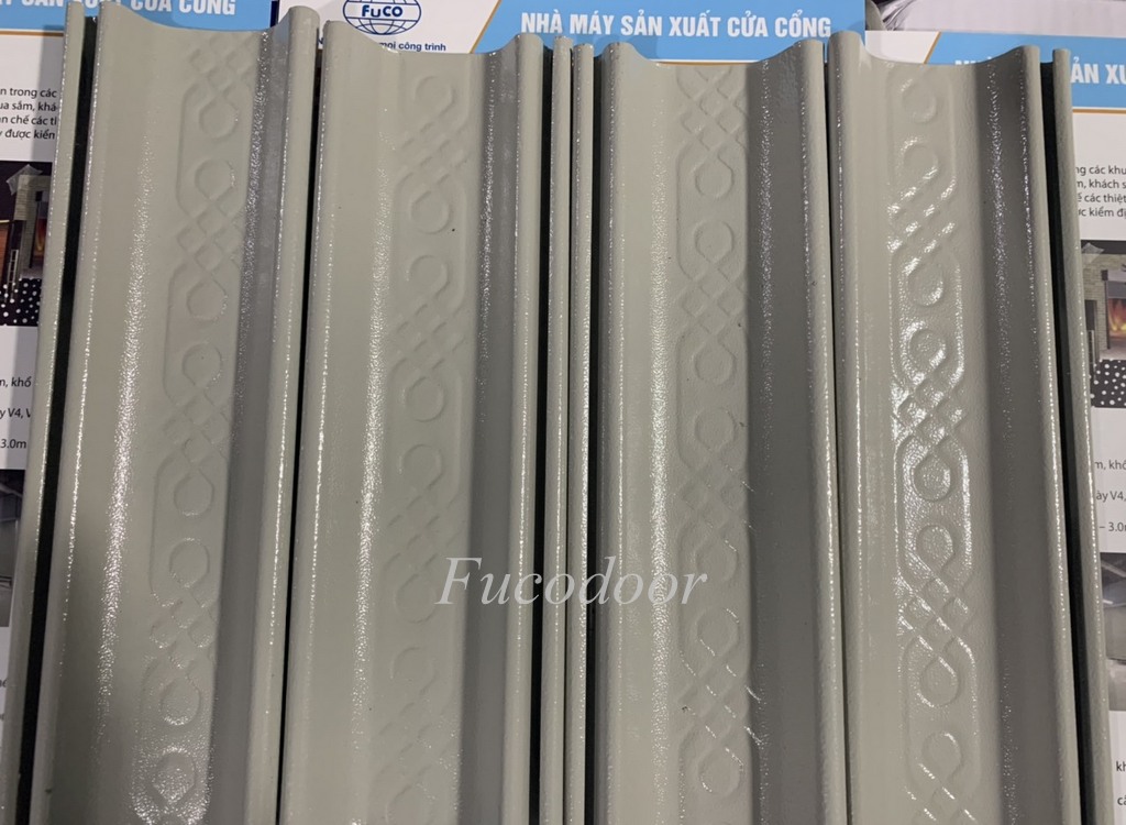 la cua cuon dai loan, Lá cửa cuốn tôn