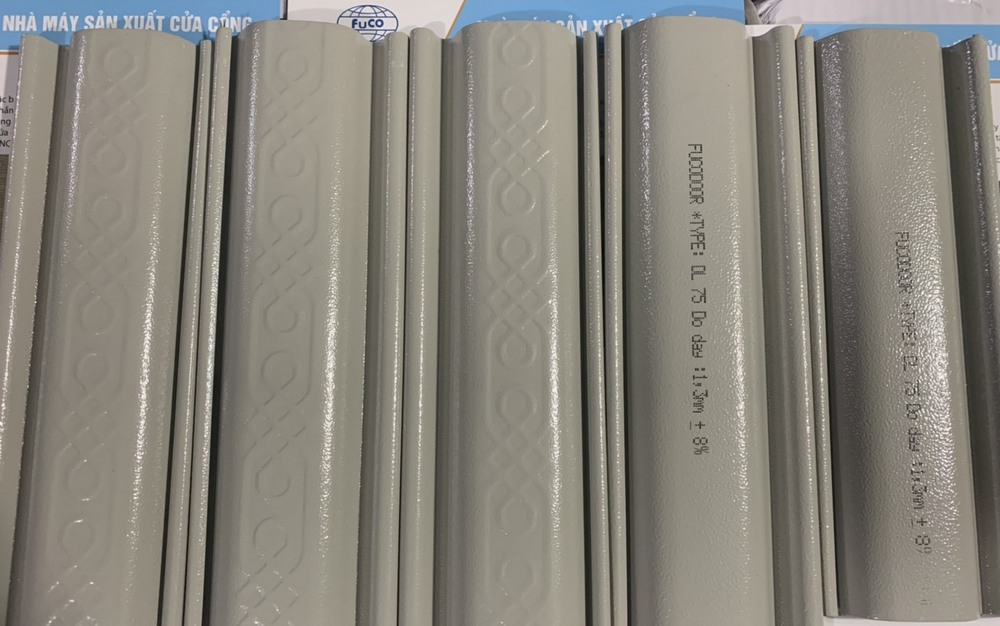 Lá cửa cuốn đài loan fuco