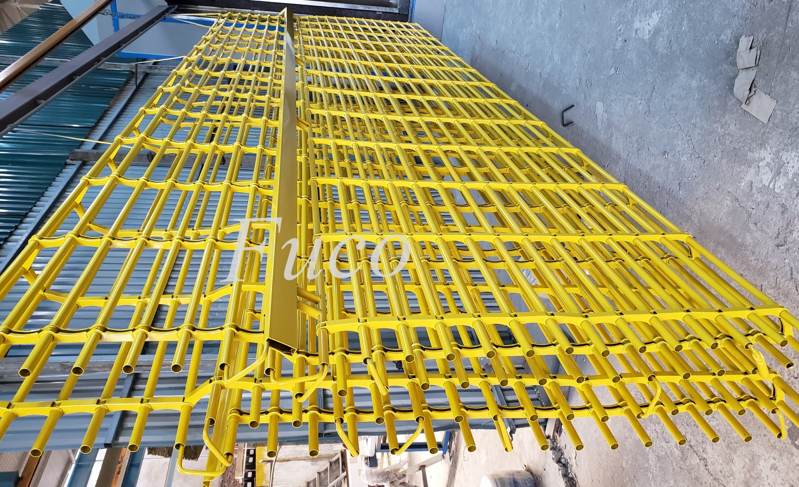 Cửa cuốn song ngang ống tròn 19 và phi 21 sơn tĩnh điện