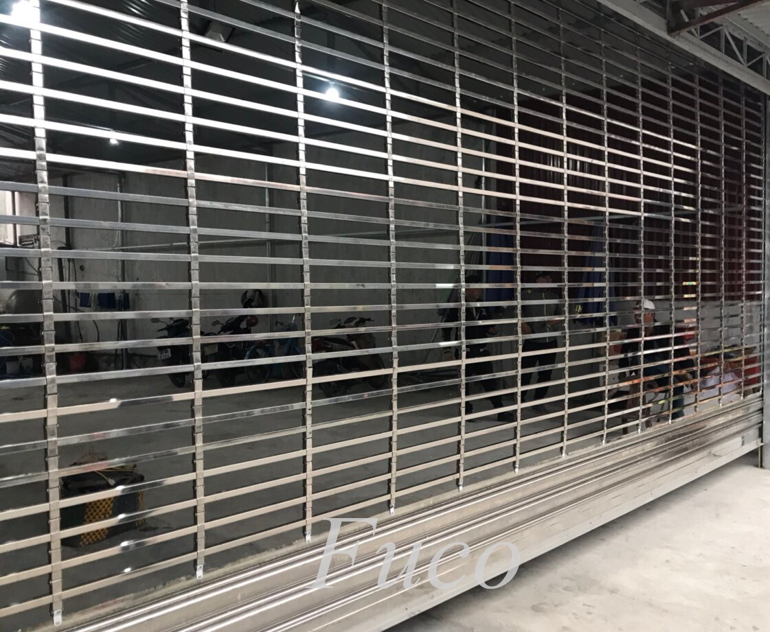Cửa cuốn song ngang hộp 20x20, INOX 201 và INOX 304