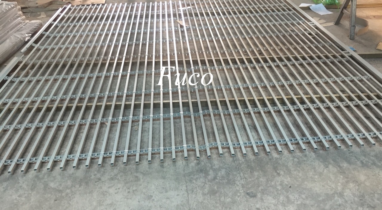 Cửa cuốn song sắt, báo giá cửa cuốn song ngang