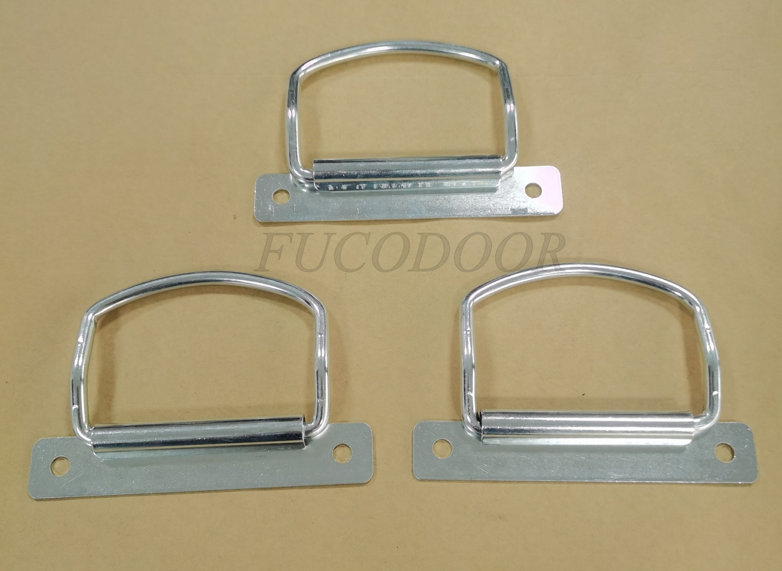 tay nắm nổi cửa cuốn thép cửa cuốn lò xo lá Fuco, kéo tay