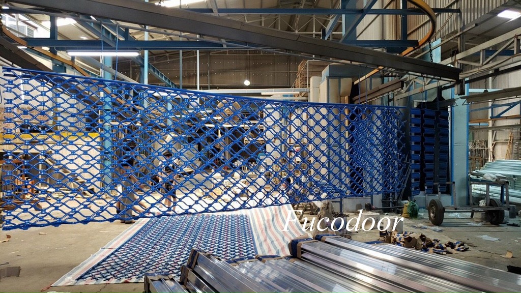 Cửa cuốn lưới mắt võng sơn tĩnh điện 