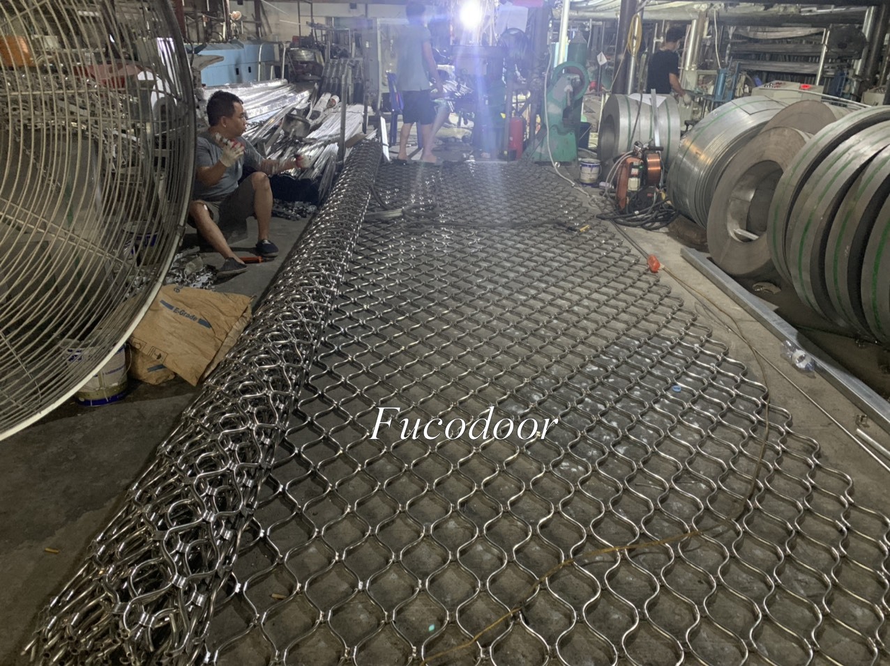 Cửa cuốn mắt võng INOX 304 ống phi 12.7