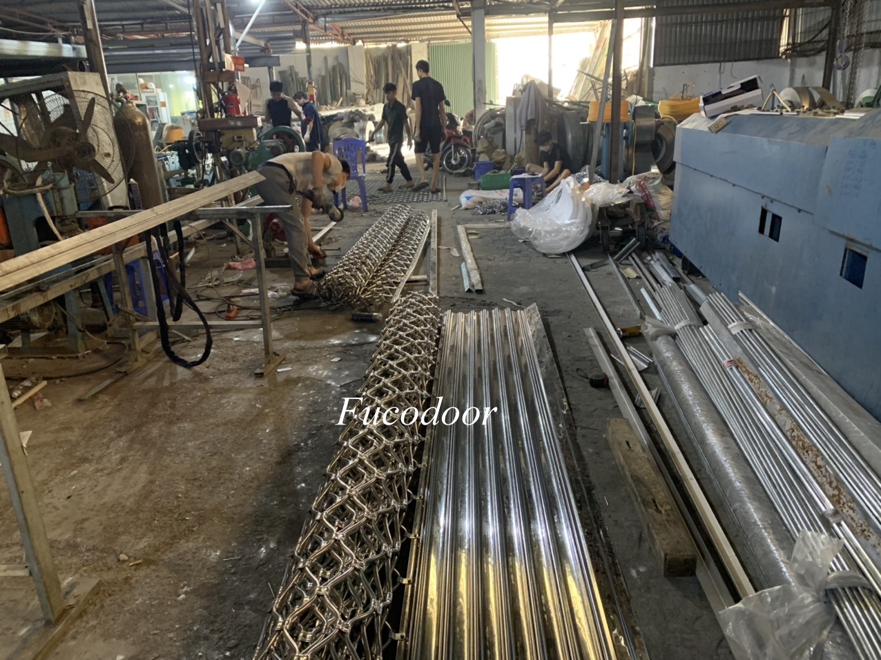 Cửa Cuốn Lưới Mắc Võng