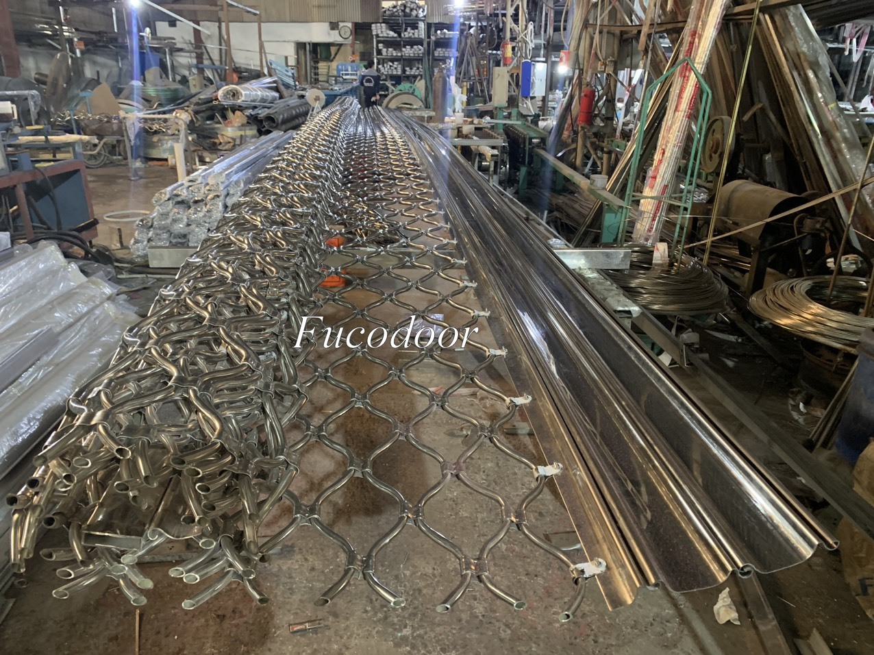 Cửa cuốn mắt võng INOX 304 ống phi 12.7