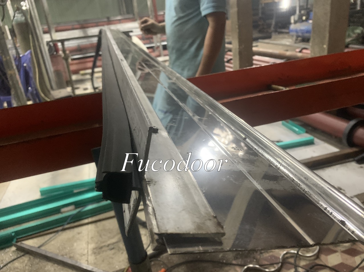 Cửa cuốn mắt võng INOX 304 ống phi 12.7