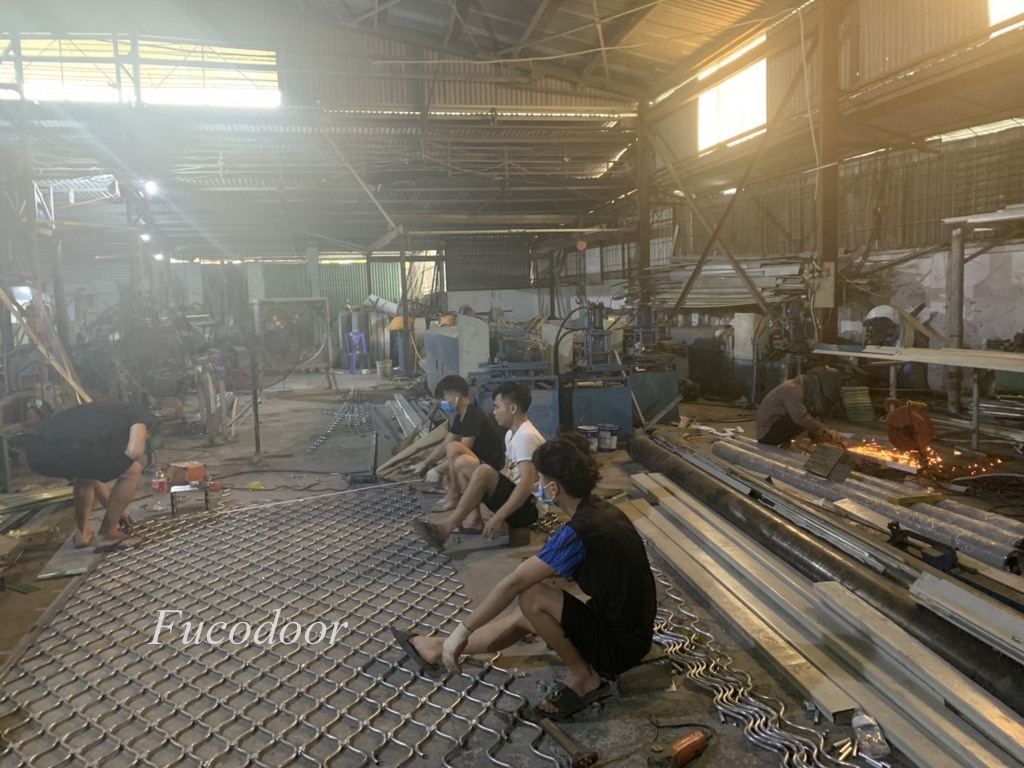 Cửa cuốn lưới mắt võng sơn tĩnh điện, Cửa Cuốn Lưới Giá Rẻ