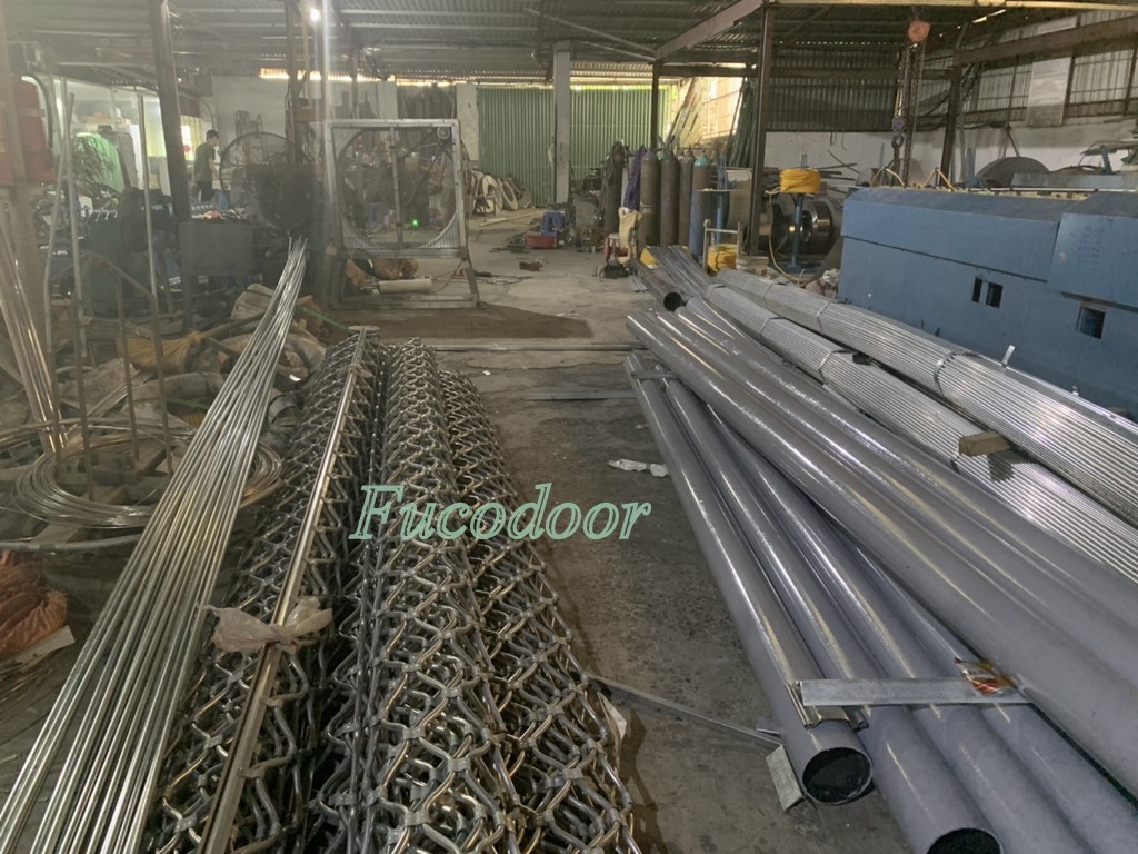 Cửa cuốn lưới mắt võng sơn tĩnh điện