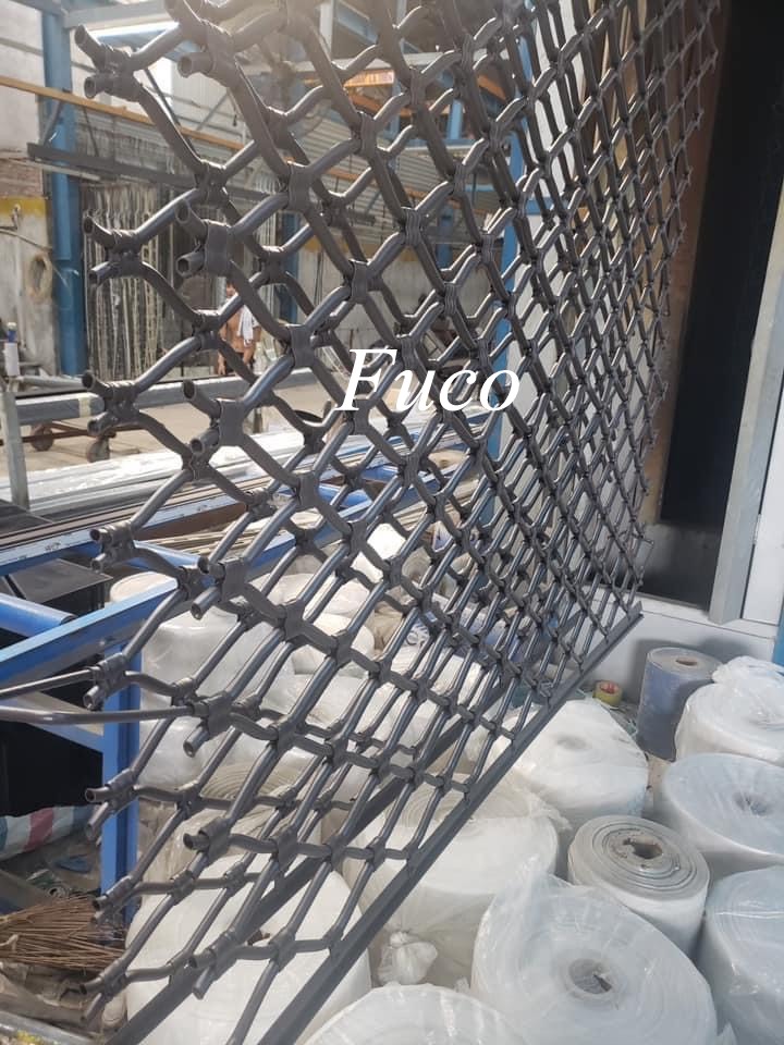 Giá cửa cuốn mắt võng sơn tĩnh điện