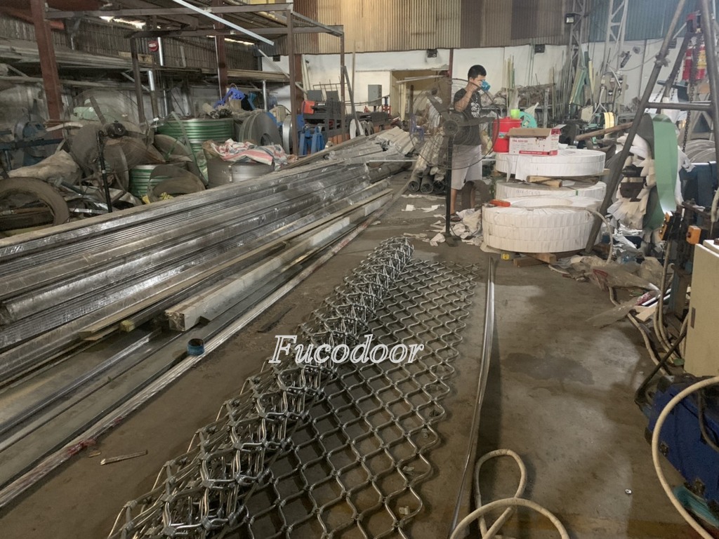 Cửa cuốn mắt lưới, mắt võng tại Hà Nội