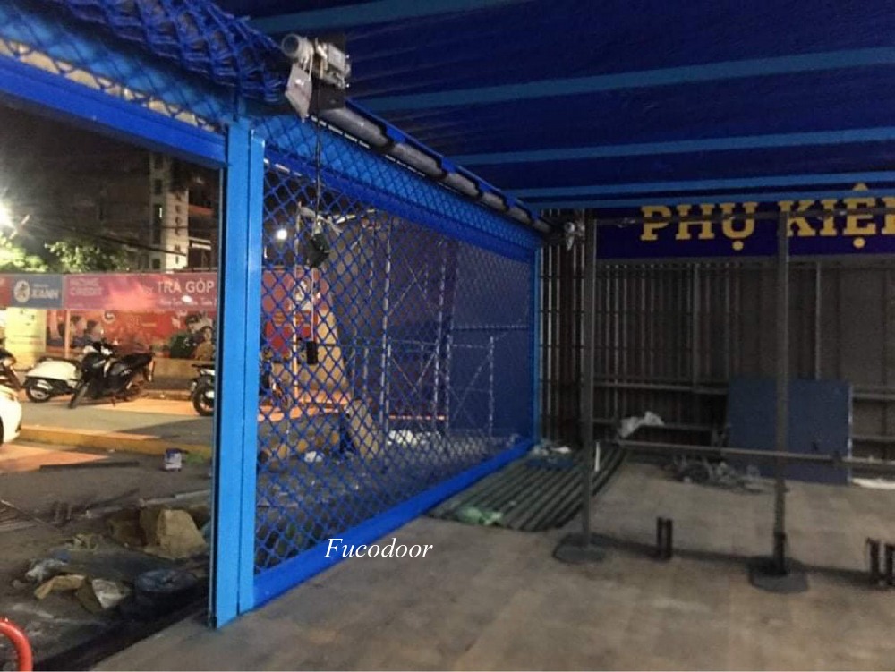 Cửa cuốn mắc võng, Cửa lưới mắt võng