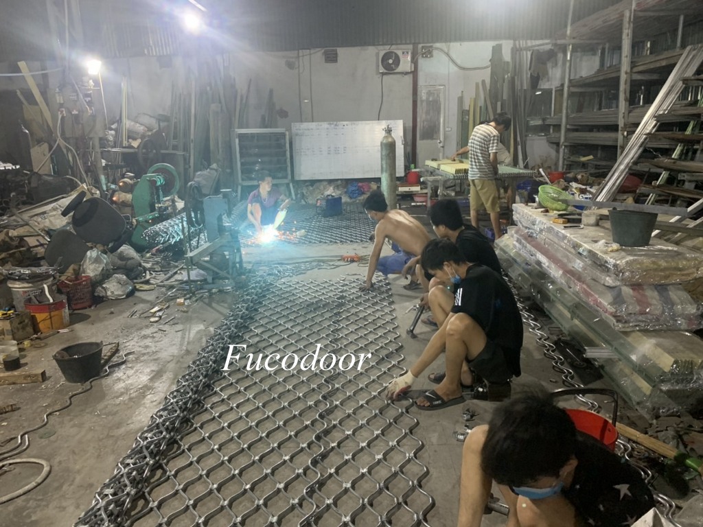Cửa cuốn Mắt Võng tại Bình Định