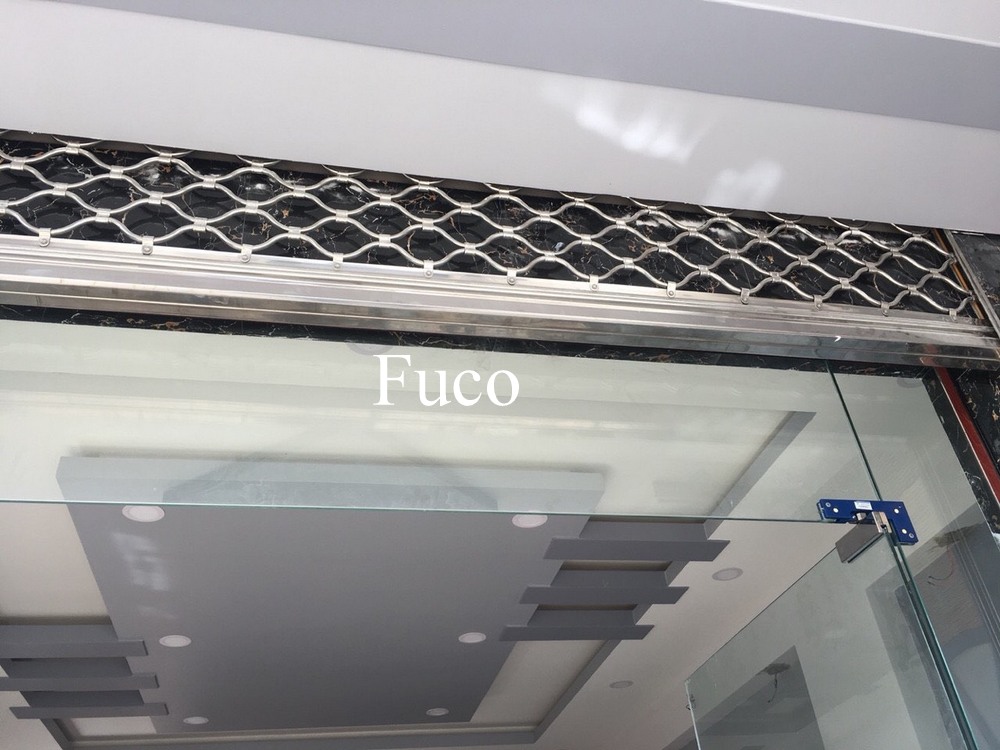 cửa cuốn mắt võng sơn inox