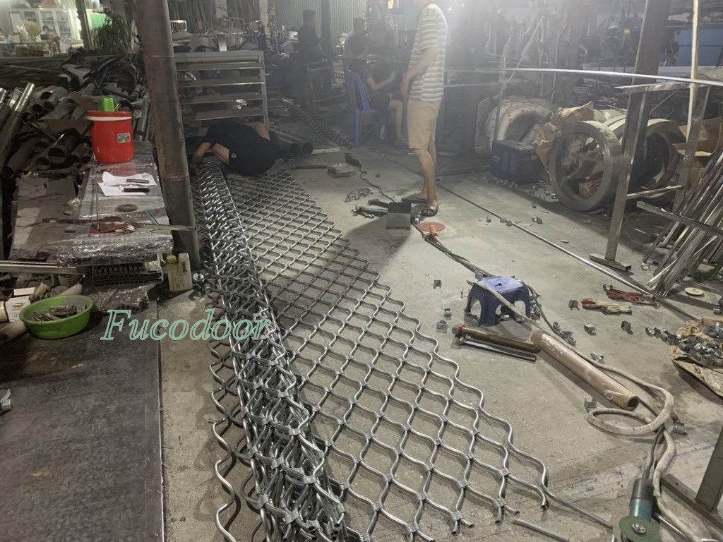 Cửa cuốn Mắt Võng tại Đà Nẵng
