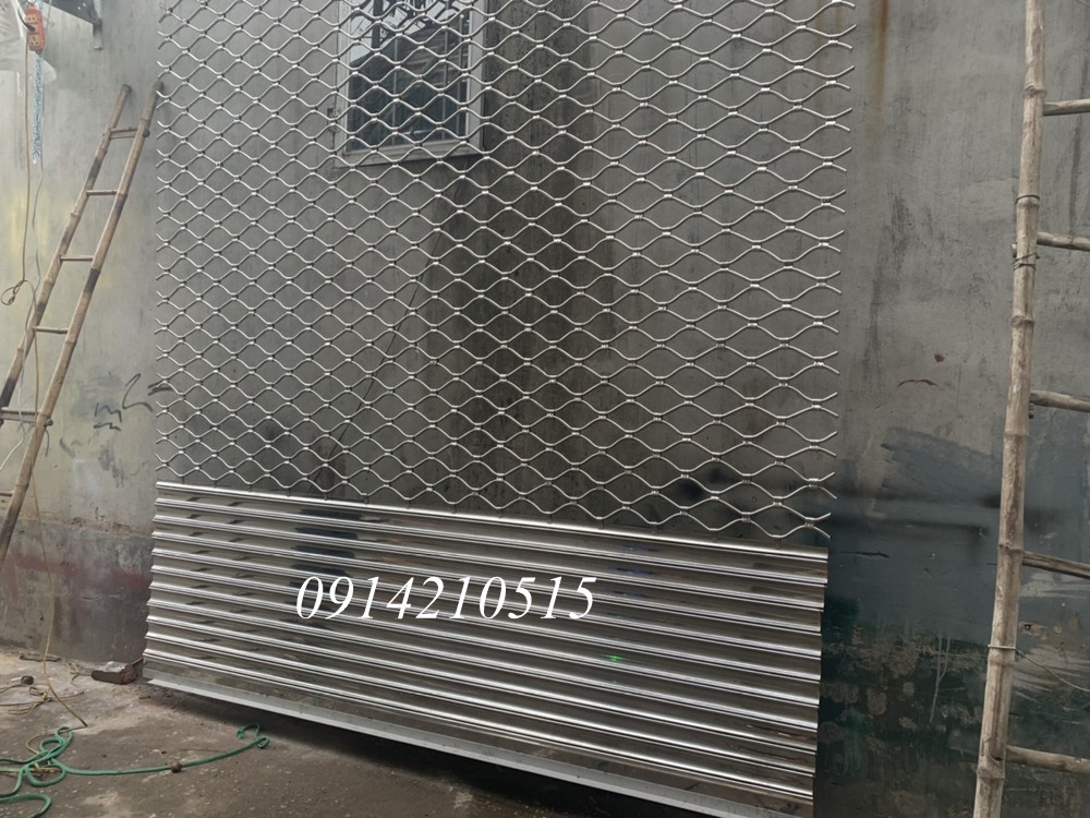 cửa cuốn mắt võng sơn tĩnh điện aeon mall, inox 304