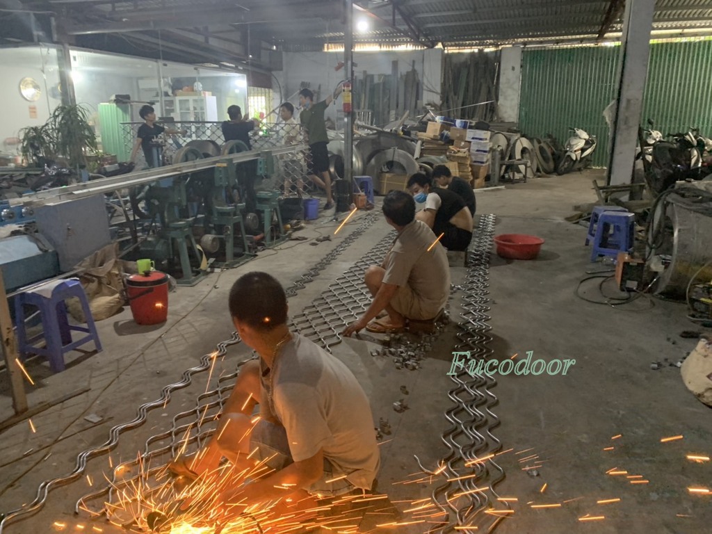 Cửa cuốn Mắt Võng tại  Quảng Ngãi