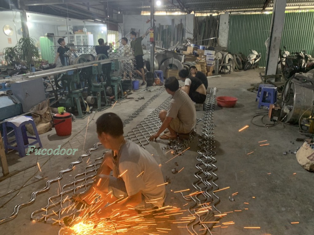 Cửa cuốn Mắt Võng tại Yên Bái, Giá Cửa cuốn Mắt Võng tại Yên Bái