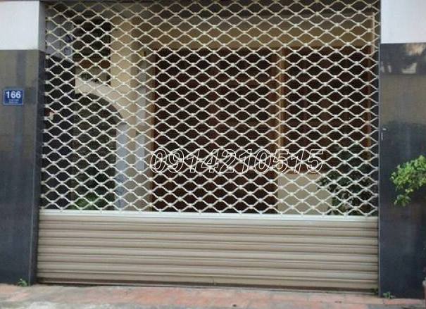 Cửa cuốn lưới đa dạng về màu sắc, chất lượng tốt, giá cả hợp lý phụ hợp cho mọi công trình từ cửa hàng, siêu thị,