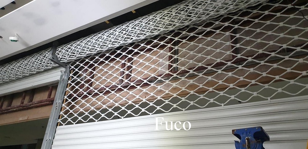 Cửa Cuốn Lưới Mắc Võng Sơn Tĩnh Điện