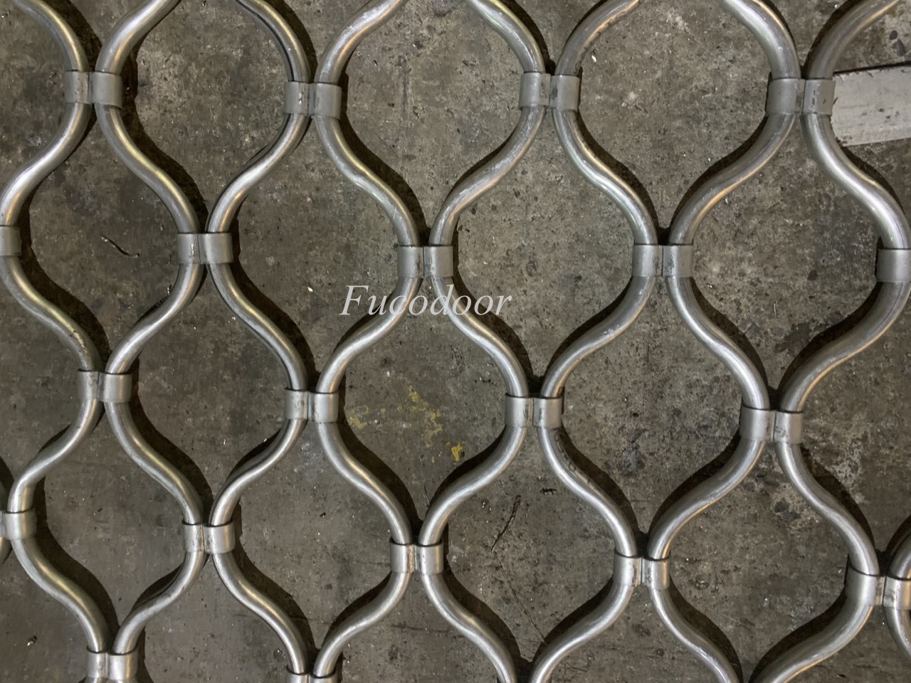 Nhà máy sản xuất cửa cuốn mắt võng, cửa cuốn mắt lưới