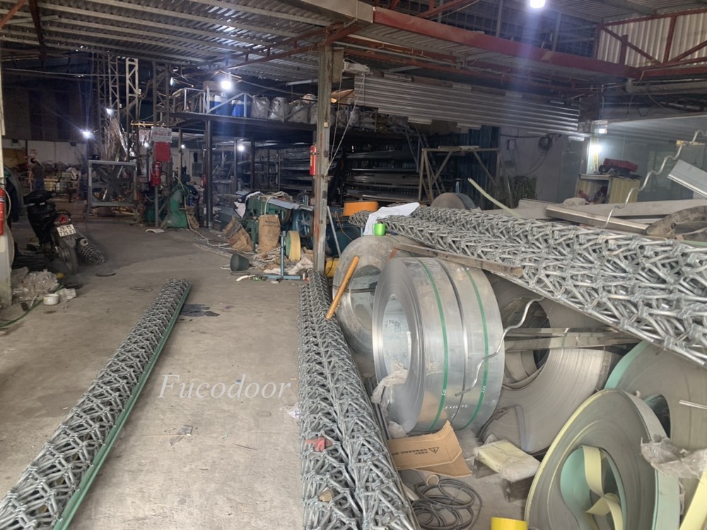 Cửa mắt cáo, mắt võng