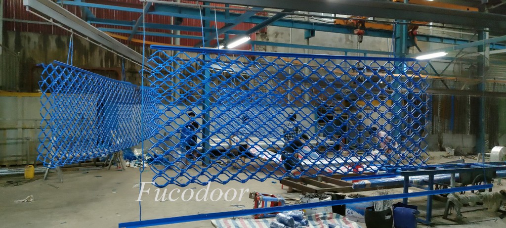 Cửa mắt cáo, mắt võng