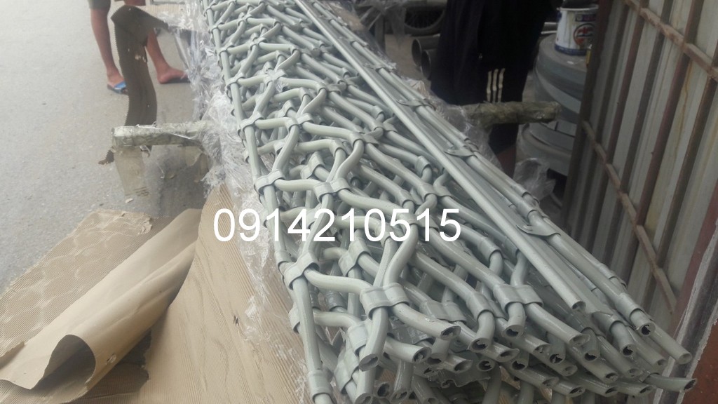 Cửa cuốn Lưới Sơn Tĩnh Điện, cty Fuco cung cấp và lắp đặt các loại cửa cuốn mắt lưới và mắt võng sơn tĩnh điện.