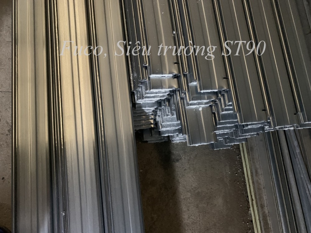 Cửa cuốn thép Siêu trường ST90, bông gốm