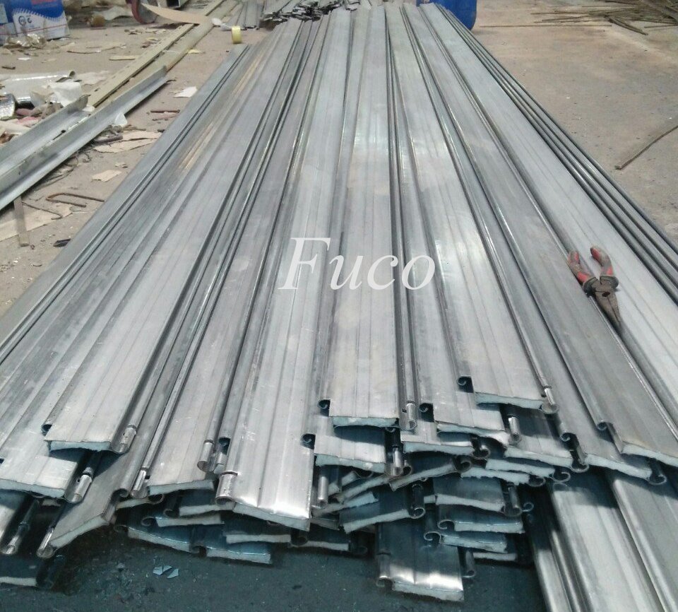 Cửa cuốn thép Siêu trường ST90