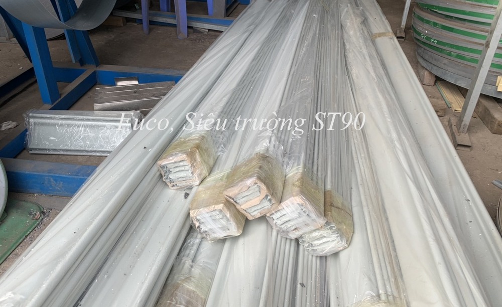 Cửa cuốn siêu trường 2 lớp, Cửa cuốn siêu trường có bông gốm