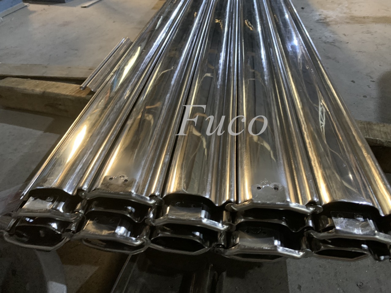 Cửa Cuốn Inox 304