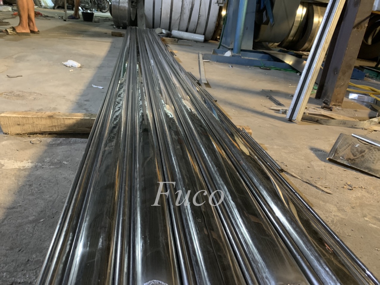 Cửa Cuốn Inox 304