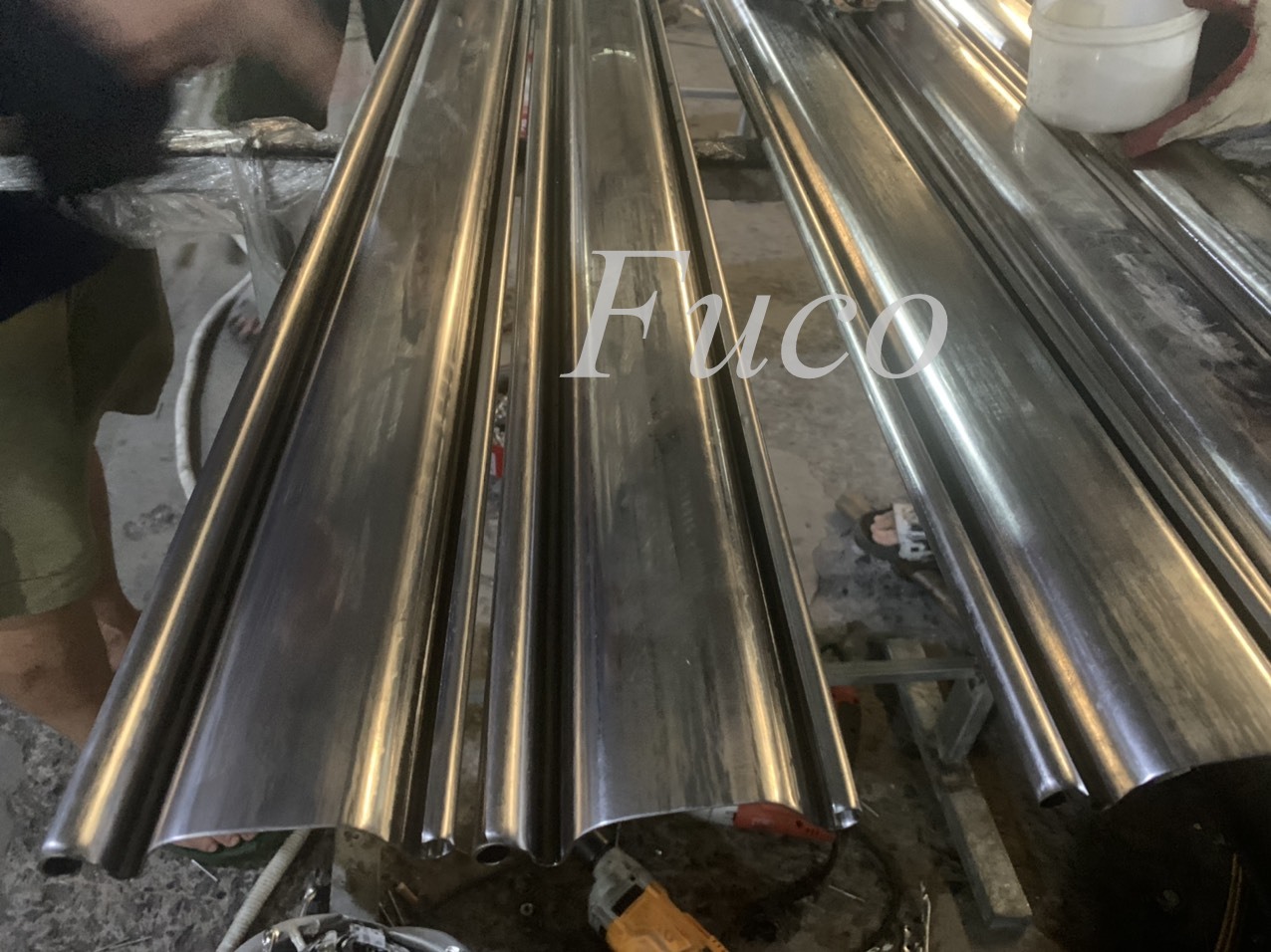 Cửa cuốn siêu trường inox 1ly, Cửa cuốn siêu trường INOX St100 dầy 1mm
