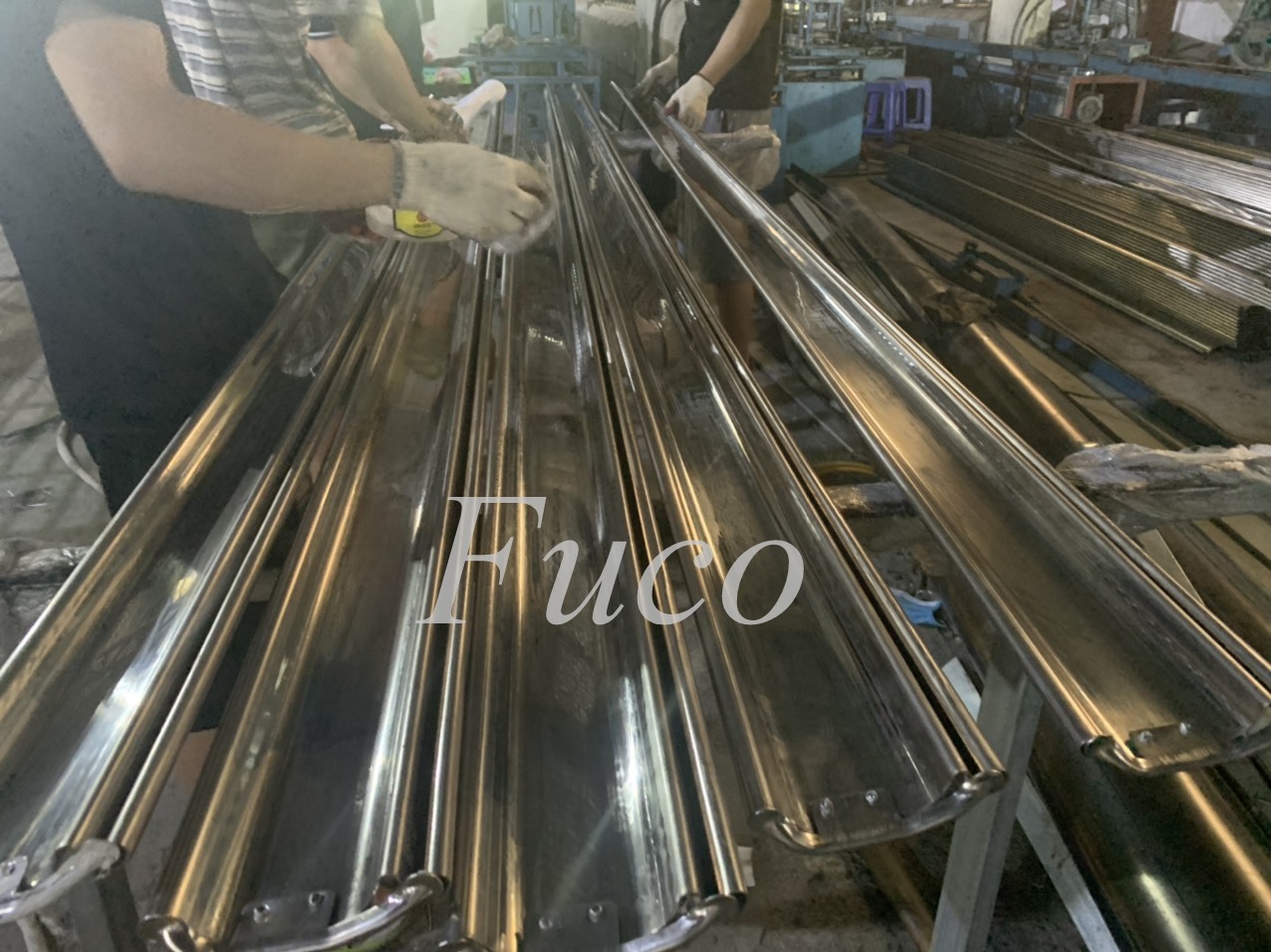 Cửa cuốn siêu trường INOX St100 dầy 1mm